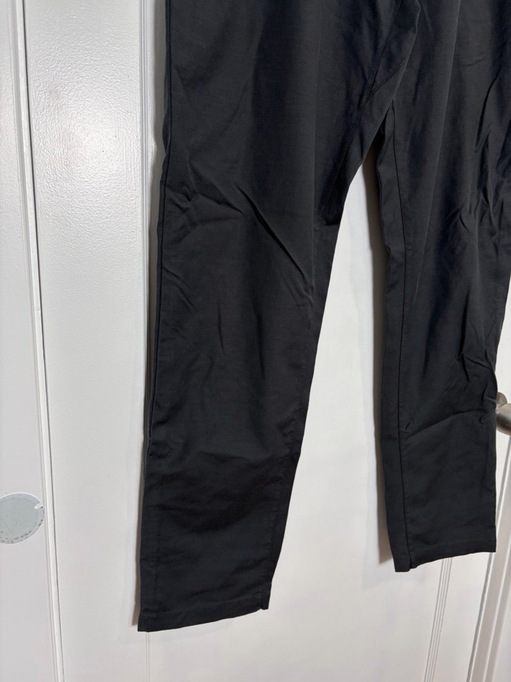 Lululemon Commission pants - Picture 6 of 16
